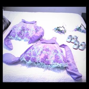 Twin baby dresses with accessories